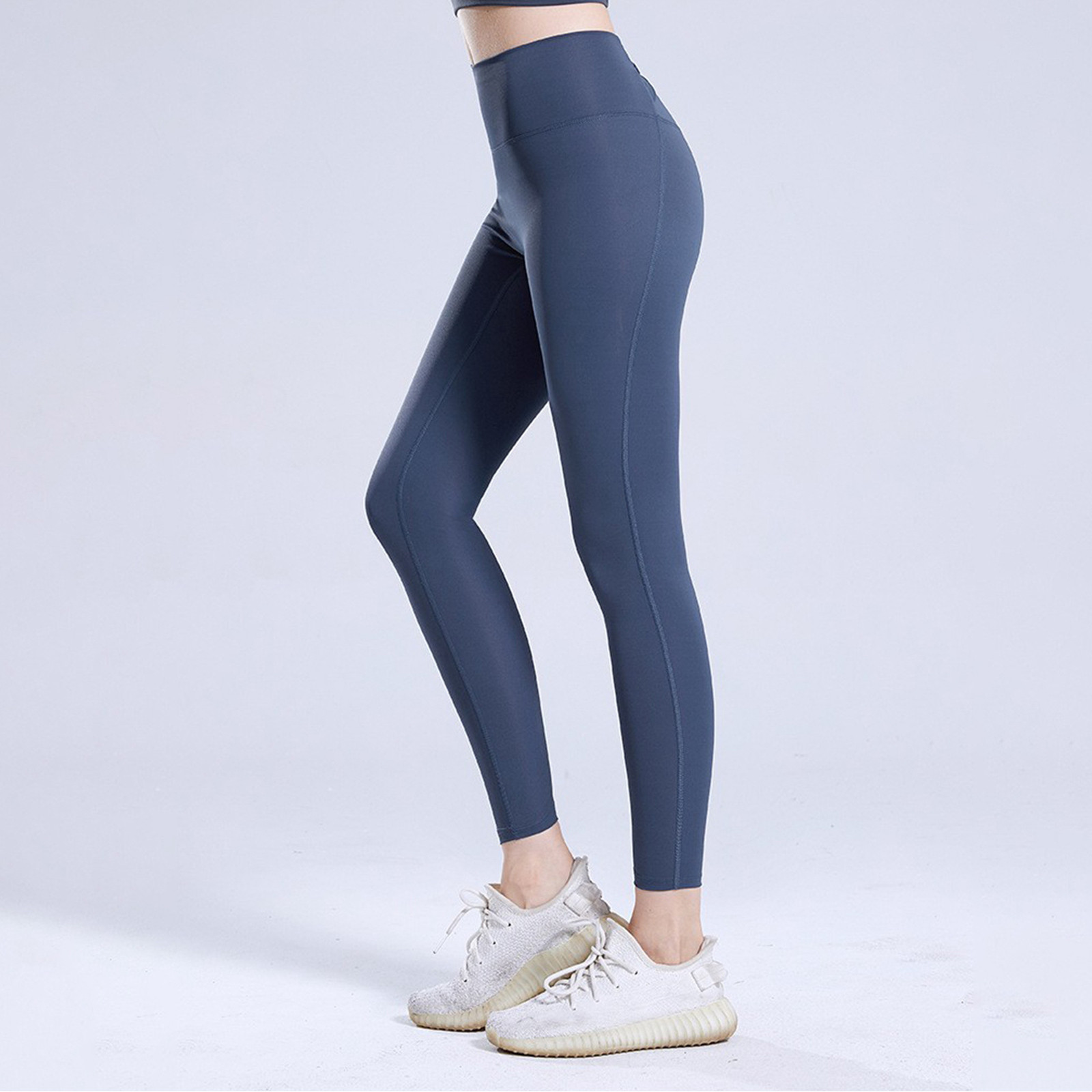 thumbnail image 4 of Mallas de compresión para running, yoga y fitness de color liso para mujer, que realzan los glúteos., 4 of 4